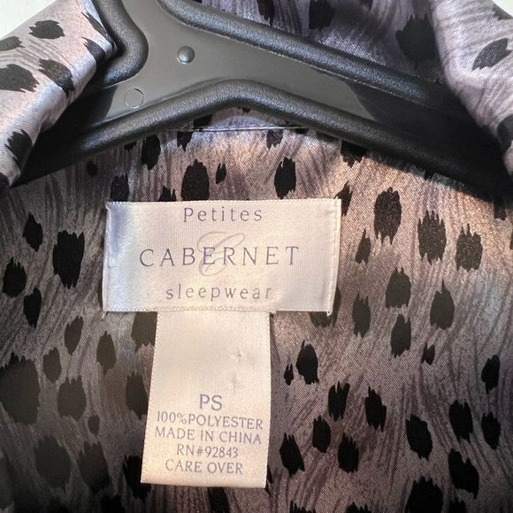 NWOT Cabernet Sleep Pajama Set Size PS Animal Print - Picture 2 of 2